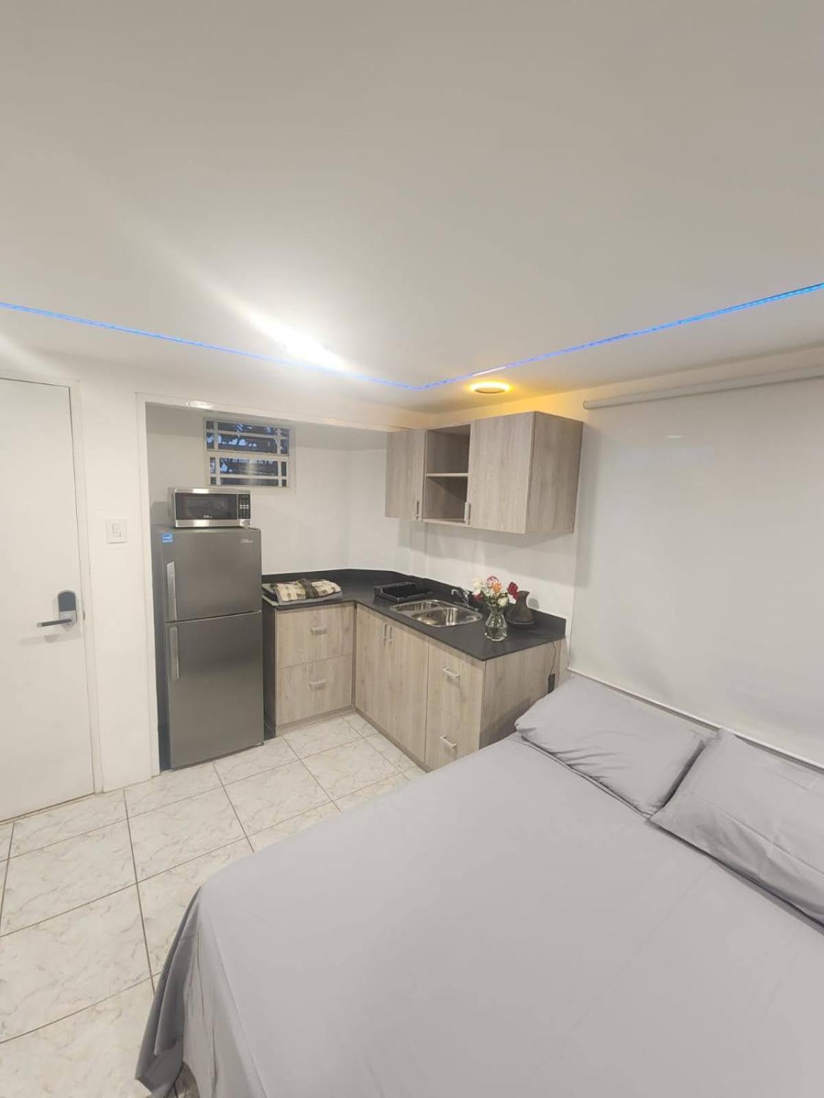 A1 Apartments Aruba Oranjestad Exterior photo
